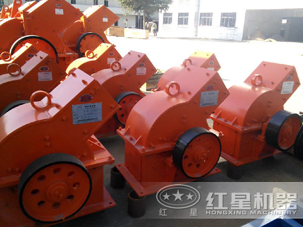 高品質(zhì)錘式破碎機(jī)